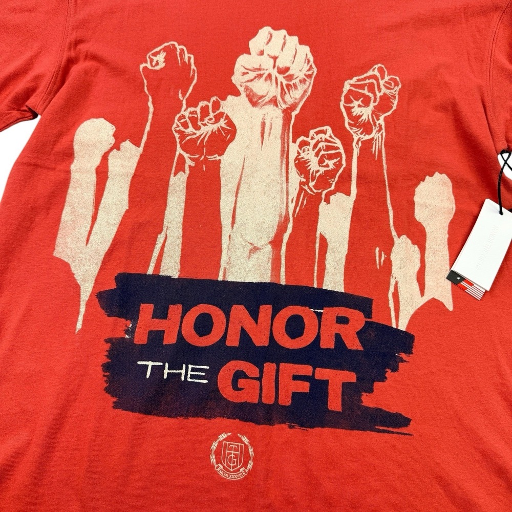 Honor the Gift Dignity Graphic T-Shirt Brick Orange Cotton Men's Size Small‎ NWT - Picture 4 of 10